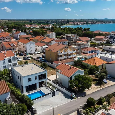 3 Bedroom Stunning In Vrsi