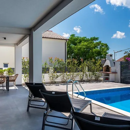 Holiday home 3 Bedroom Stunning In *