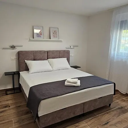 Holiday home 3 Bedroom Stunning In Vrsi
